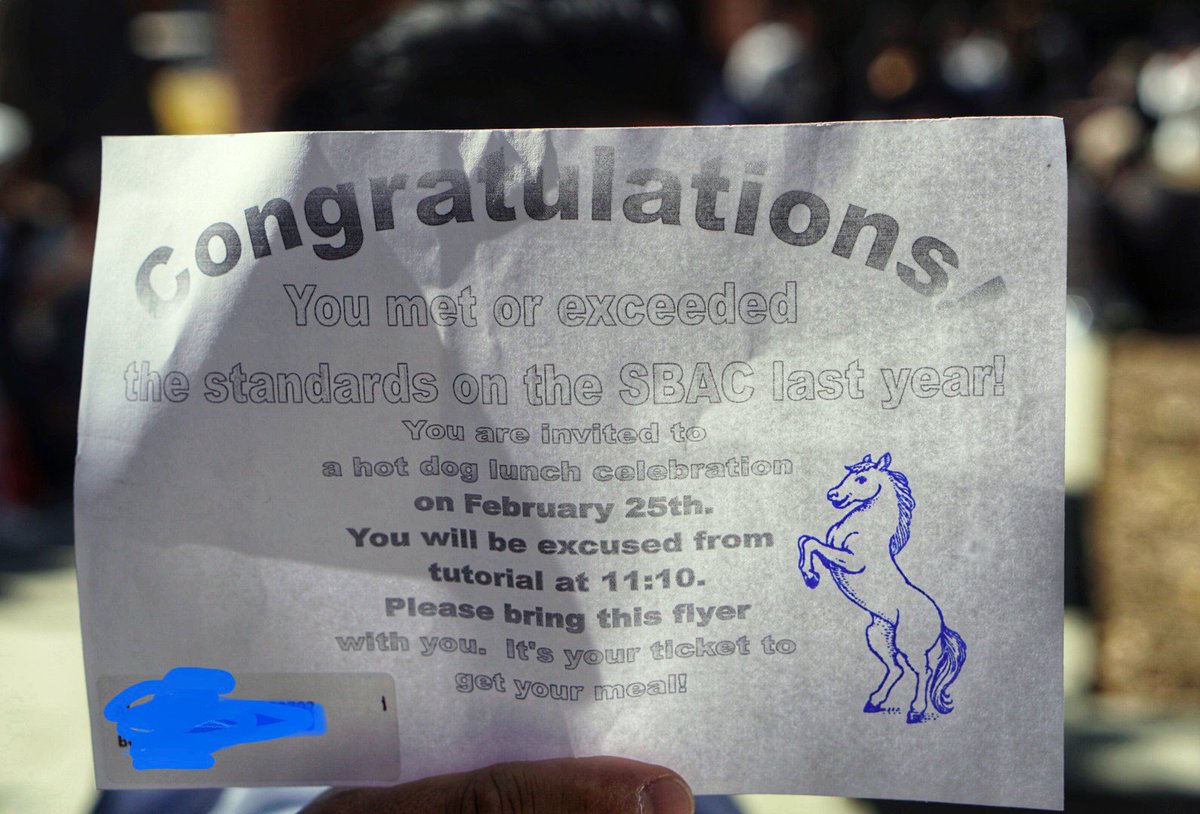 Walnut_Mustangs's tweet photo. Shoutout to roughly 500 of our seniors who met or exceeded standards on the SBAC test last year.
๐ญ @WalnutHigh_ASB rewarded them with a hot dog lunch today for their stellar scores!
#WalnutPride | #SBACTesting https://t.co/I81QtdfErt