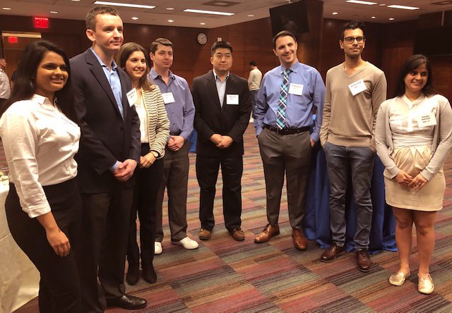 Baruch_Zicklin's tweet photo. Old friends, new friends, networking, icebreaking activities, industry gossip! Check out @Baruch_Zicklin @baruchalumni having fun at Friday's #MBA reception.
#ZicklinPride #ZicklinBusiness #nyc #StudentSuccess #AlumniSucess #baruchpride #academicexcellence https://t.co/kLoHncuwJk