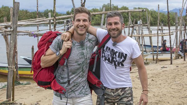 Sam_Kski's tweet photo. 2 candidats vous manquent et tout est dépeuplé 

#PekinExpress https://t.co/Sc14jKMocD