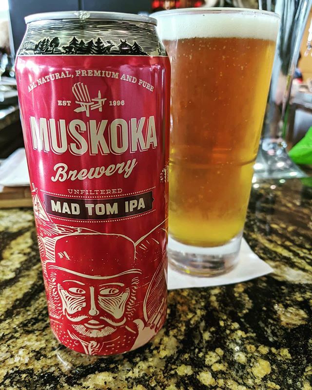 SlaterOnTheMic's tweet photo. One last decent craft from @muskokabrewery before I leave YOW for Cuba. #Beergal #beergeek #beerporn #beertography #beersofinstagram #beerstagram #instabeer #craftporn #craftappreciation #craftbeerporn #craftbeerlover #craftbeer #cheers #thisgaldrinkscraft https://t.co/cPmcIgh9i1
