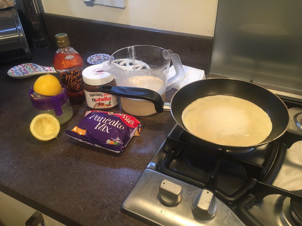 AdamMartens7's tweet photo. Great timing for Pancake day on the second day of my placement. Couldn’t think of anything better to come home to.🥞🍋🍫🍯 #PancakeDay #primaryplacement https://t.co/mVHD2Bk54Z