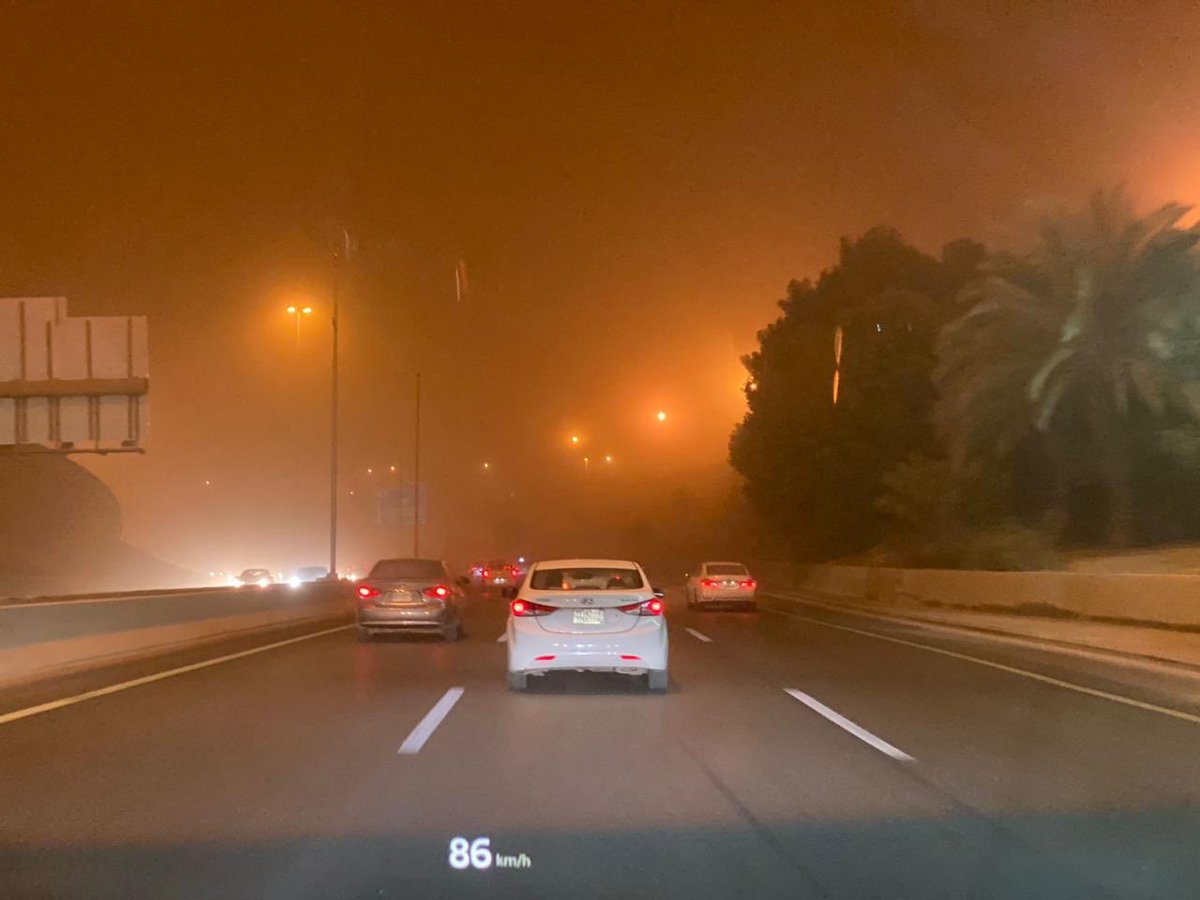 saudiNews005's tweet photo. #غبار_الرياض
ال��ياض قبل قليل...

#غبار_الرياض #تعليق_الدراسة_بالقصيم https://t.co/XeTCgGJPdn