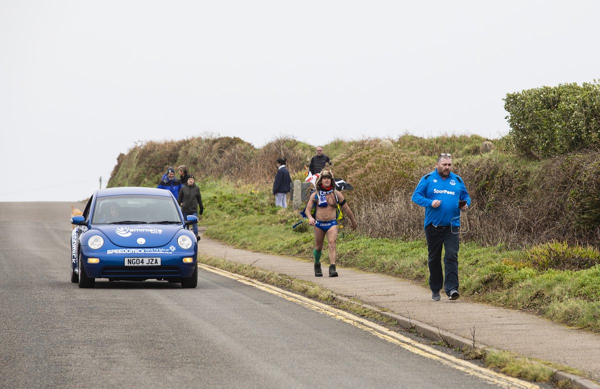 ToursPoldark's tweet photo. #speedomick the final stretch, well done buddy, your a legend in cornwall https://t.co/Hu48WqsZMO