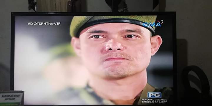 RealNhely's tweet photo. Umuusok ang ilong ni Bigboss sa selos!!
Ang pogi mag selos!.
Ikaw ba nmn masabihan ng most beautiful doctor e! Haha. Gigil kaba bigboss..ka kyut mo nmn magselos 
@dingdongdantes @MercadoJen 
#DOTSPHTheVIP https://t.co/tcnlr9XpzG