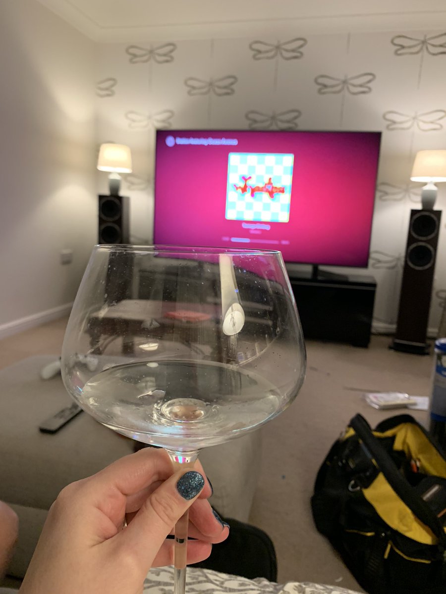 MrsHDale's tweet photo. @PFofBolingolI @fathersonband Cheers 🙈 https://t.co/ka4lEmzBaj