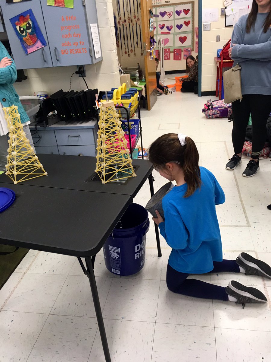 Scienceguyfritz's tweet photo. Just left @NCSciOlympiad practice at #WHRBears...@hjclandreth @locklearg1015 and Jennifer Anderson have these @pcs_nc students working hard in the last month before competition.  Thanks to @thermofisher for the mini grant $$ that supported this team’s materials! https://t.co/S6Q4UTKJnh