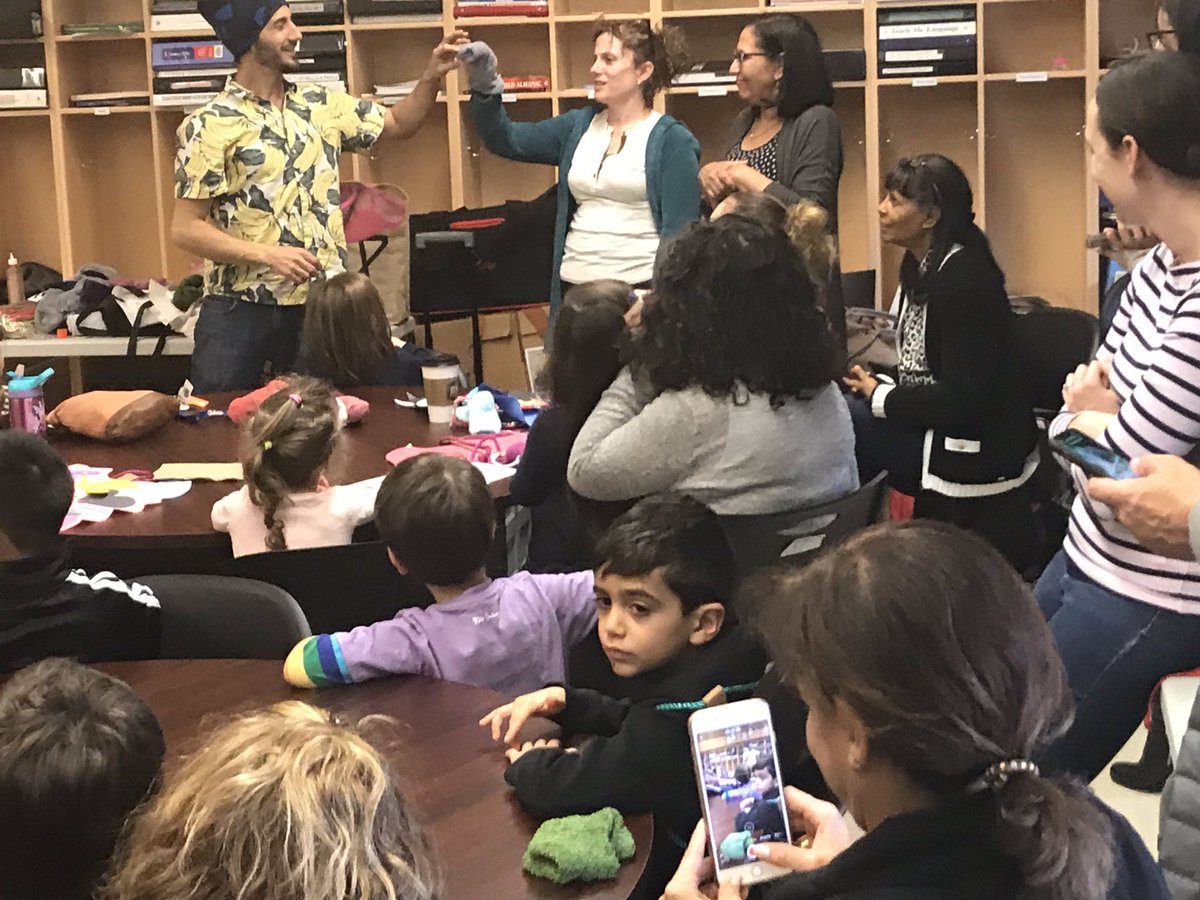 D30PreK's tweet photo. Q397: Thank you to Mr. Lu and Puppetry in Practice for a fabulous parent engagement event! #prekforall #gooodforALLchildren #puppetfun https://t.co/DgiF5vhQX7