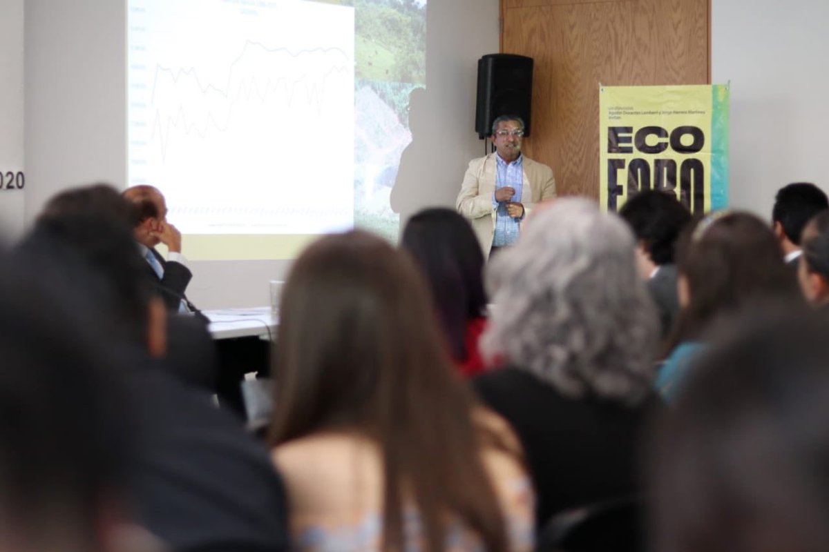 agusdorantes's tweet photo. ¡Gracias a todos los que se sumaron a nuestro #EcoForo!
Con esta conferencia cerramos los foros organizados junto al diputado Jorge Herrera.
Quedamos con puntos de vista muy interesantes para seguir trabajando en legislaciones que beneficien al medio ambiente. #VamosJuntos https://t.co/effjCDOq5p