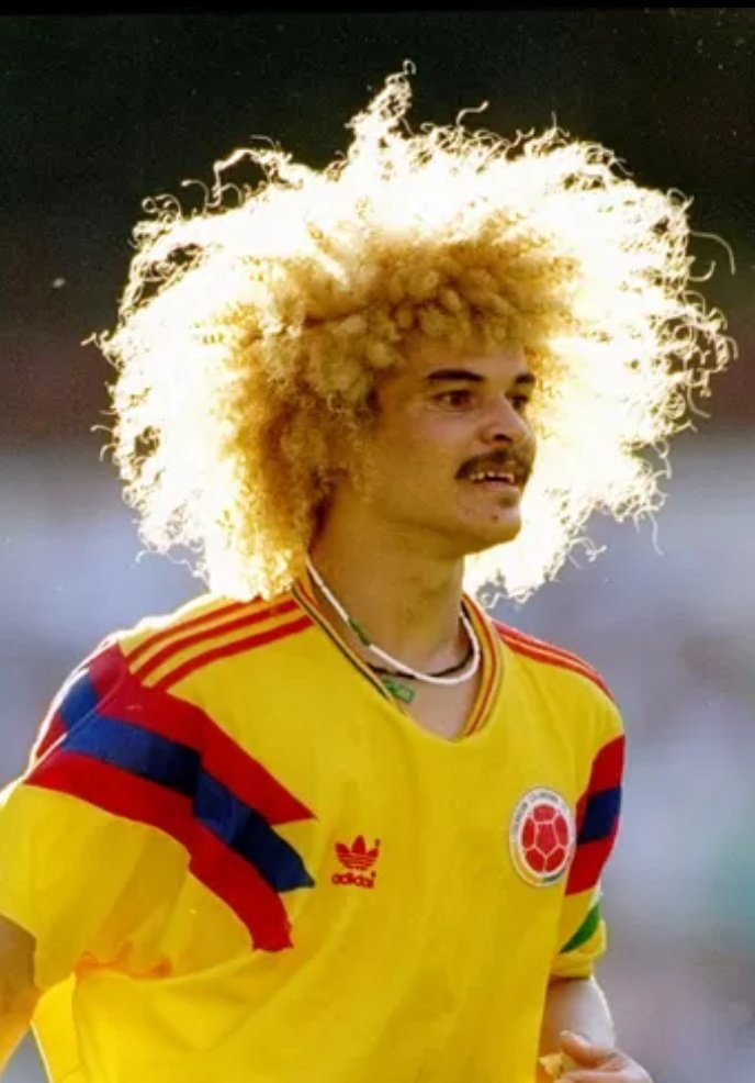 mariusfla's tweet photo. Fotballspillere og lamper (en liten tråd) https://t.co/jc30HQAMjp