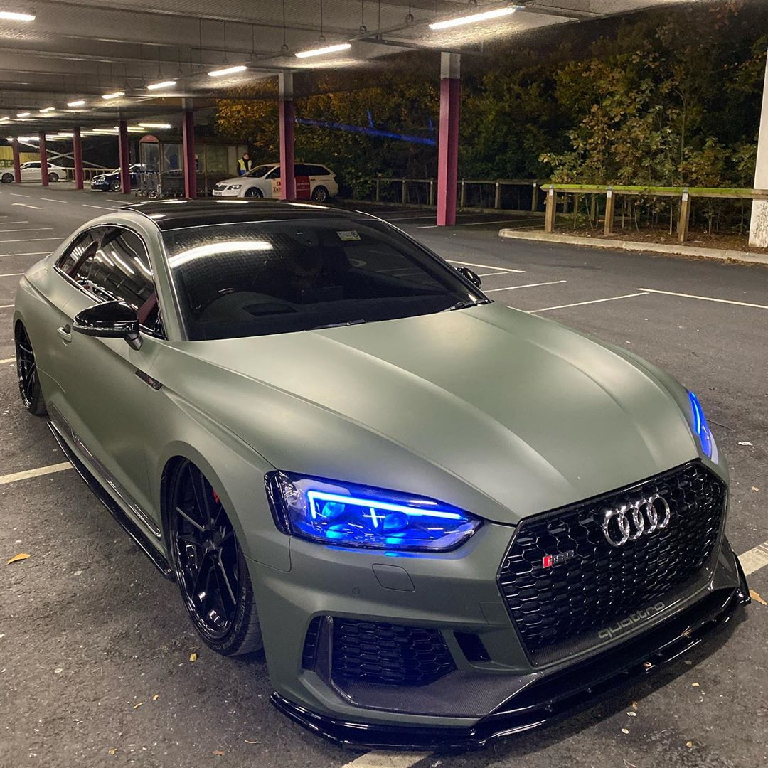 fasterliving's tweet photo. RS5 in Military Green. Rate this look 1-100! 🐊

Owner: @aron_rr on IG
#Audi #RS5 #FasterLiving https://t.co/ocdkYWpElh