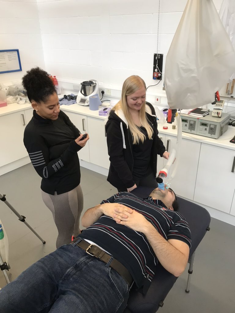 DrSiFryer's tweet photo. A good session this morning assessing testing metabolic rate with @UoGSPT students. Great to see them all getting involved #physiology #RMR #nutrition #carbs #fats #RER https://t.co/MV43fQa2S9