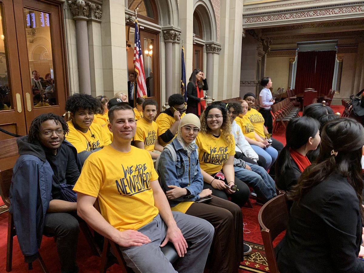 Great day today, in Albany, with <a href="/NFAWest/">NFA WEST</a> Student Government team! Had an opportunity to engage in conversations with <a href="/JamesSkoufis/">James Skoufis</a> &amp; <a href="/colinschmitt/">Colin Schmitt</a> about literacy &amp; advocate for more funding for school libraries. #choicereading #NYLALAD20 <a href="/newburghschools/">Newburgh Schools</a>
