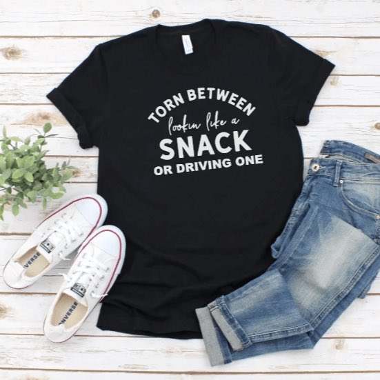 I just got this one in the mail and I’m soooo excited to wear it!! Are you looking like a snack, eating a snack or driving one?? 😆😆😆

crawlhers.com/collections/ne…