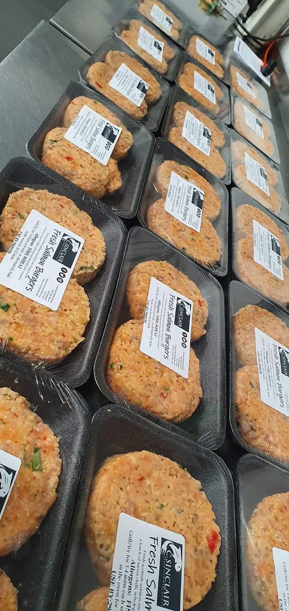 TLocallyBurntis's tweet photo. New @1totallylocally #FiverFest deal from #CSinclair Fish merchants
2 fresh salmon burgers for Β£5ππ». Also #TomCourtsButcher are continuing their new #FiverFest deal a day till the end of the month π
Amazing! https://t.co/Uoyj2pm0x7