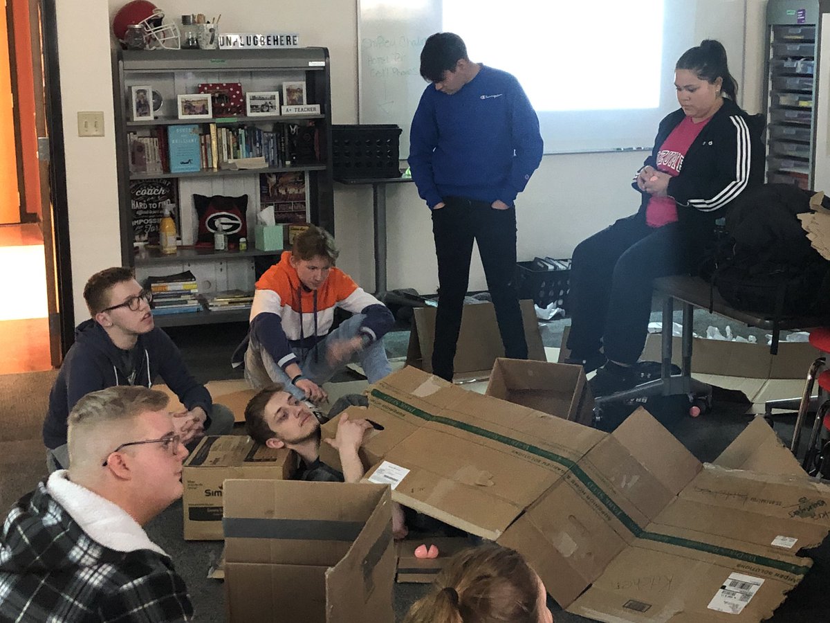 vshife's tweet photo. Some more epic interactive presentations from #English12 #iseeyoubulldog Great Job!! https://t.co/119dNOLsyL