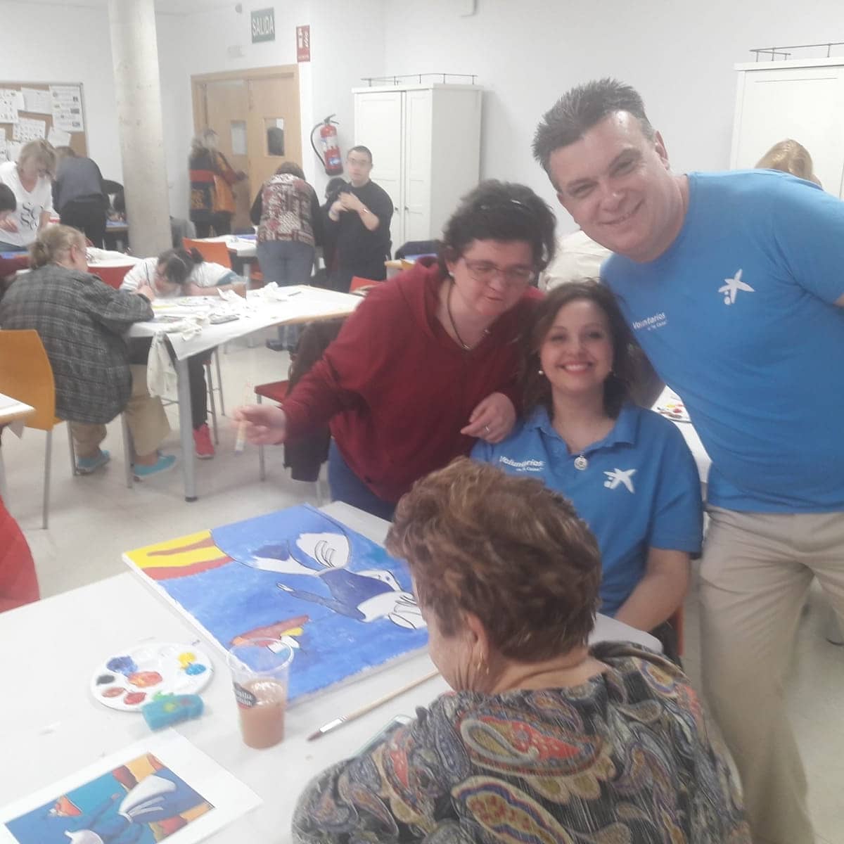 aspadir_'s tweet photo. Hoy gracias a @fundlacaixa y a sus voluntarios/as hemos podido celebrar nuestro 2 concurso de pintura"DI-ARTE".Gracias a todas las familias por el apoyo recibido. Os esperamos a todos/as en la entrega de premios y exposición que se celebrará el día 10 a las 18.00 en @caixaforum https://t.co/OI0ftF9VRG