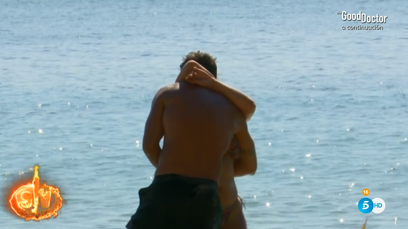 Supervivientes's tweet photo. ¿Qué pensáis de la relación de @HugoGHRV e @iicardi7?

🔄 No me la creo
❤️ Me la creo

https://t.co/0FBgMJbayp #TierraDeNadie1 https://t.co/9lkJ9MqotC