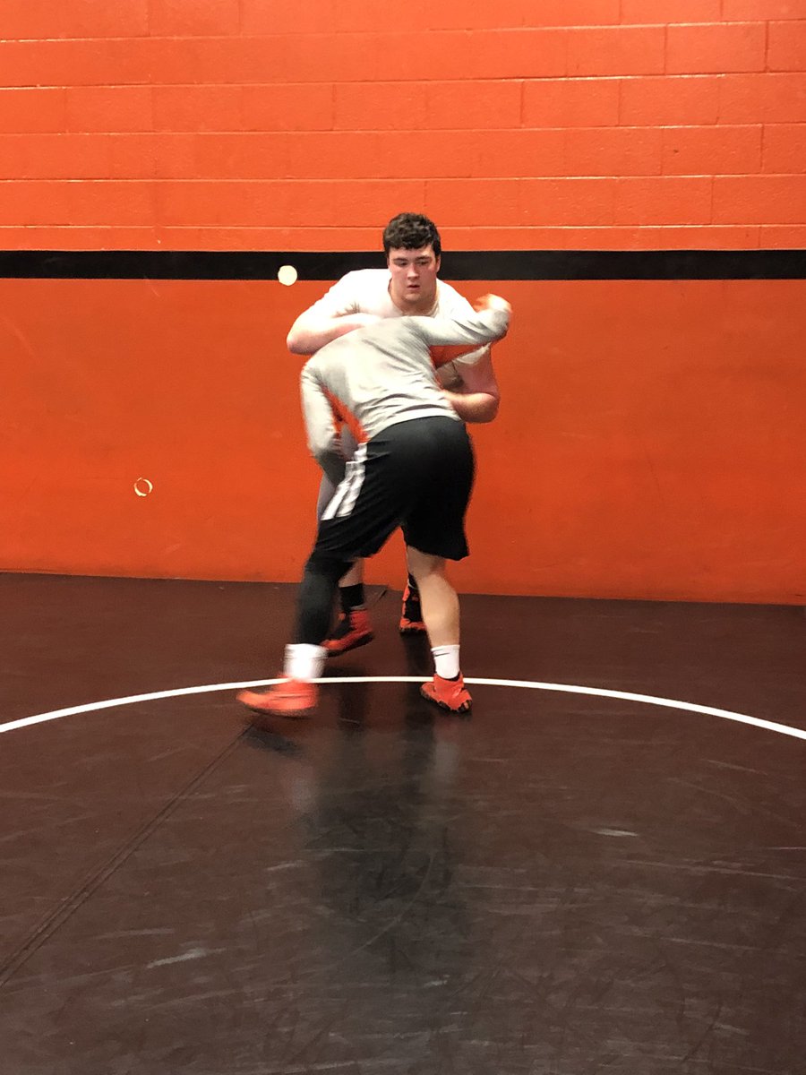 On our team, even when we fall short of our goals, we still show up for our teammates to help them achieve theirs. #thanksgerard #family #region4 <a href="/coachvanness174/">Rodney VanNess</a> @VilleCoachFlan <a href="/VillePioneers/">Tim Davis</a>