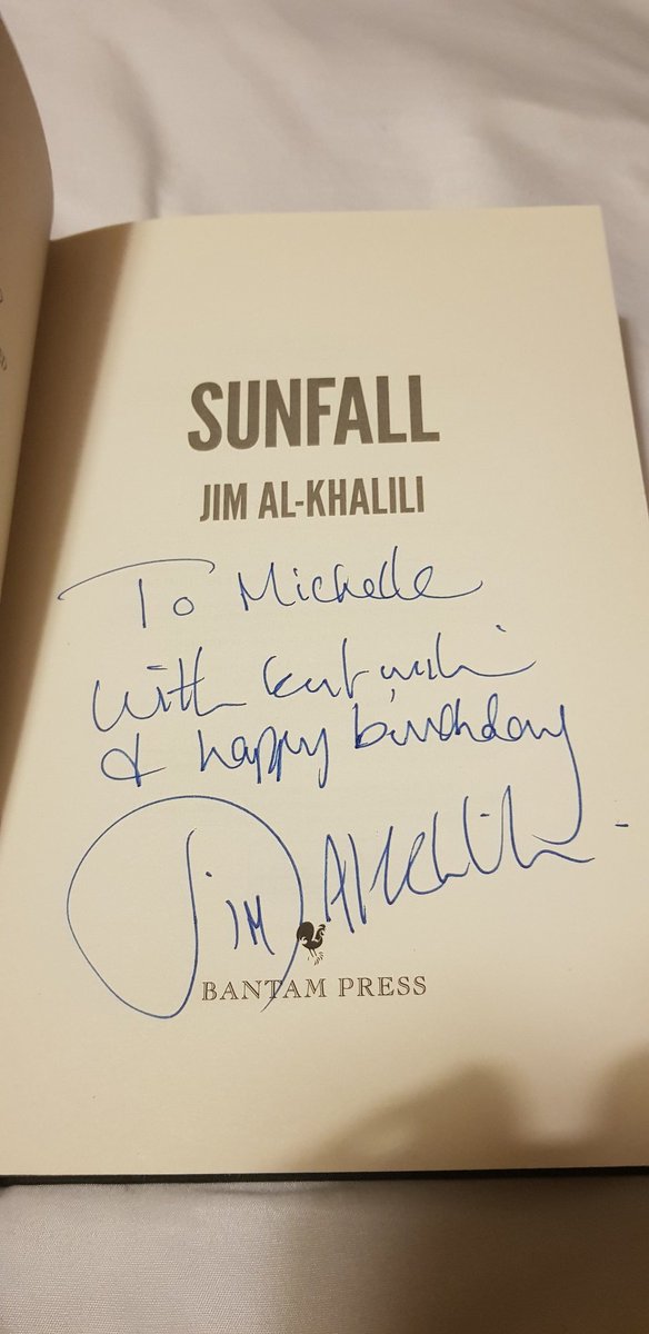 menz_mas's tweet image. Thank you @jopackaj and @jimalkhalili for an insightful evening @UoR_LifeScience and for the amazing early birthday present!! I'm still flipping out over the surprise!! I think Sabiha @Azizdigital  would agree! 🤗❤