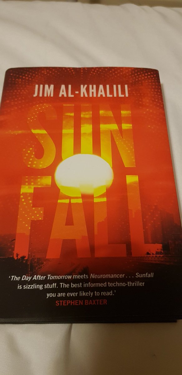 menz_mas's tweet image. Thank you @jopackaj and @jimalkhalili for an insightful evening @UoR_LifeScience and for the amazing early birthday present!! I'm still flipping out over the surprise!! I think Sabiha @Azizdigital  would agree! 🤗❤