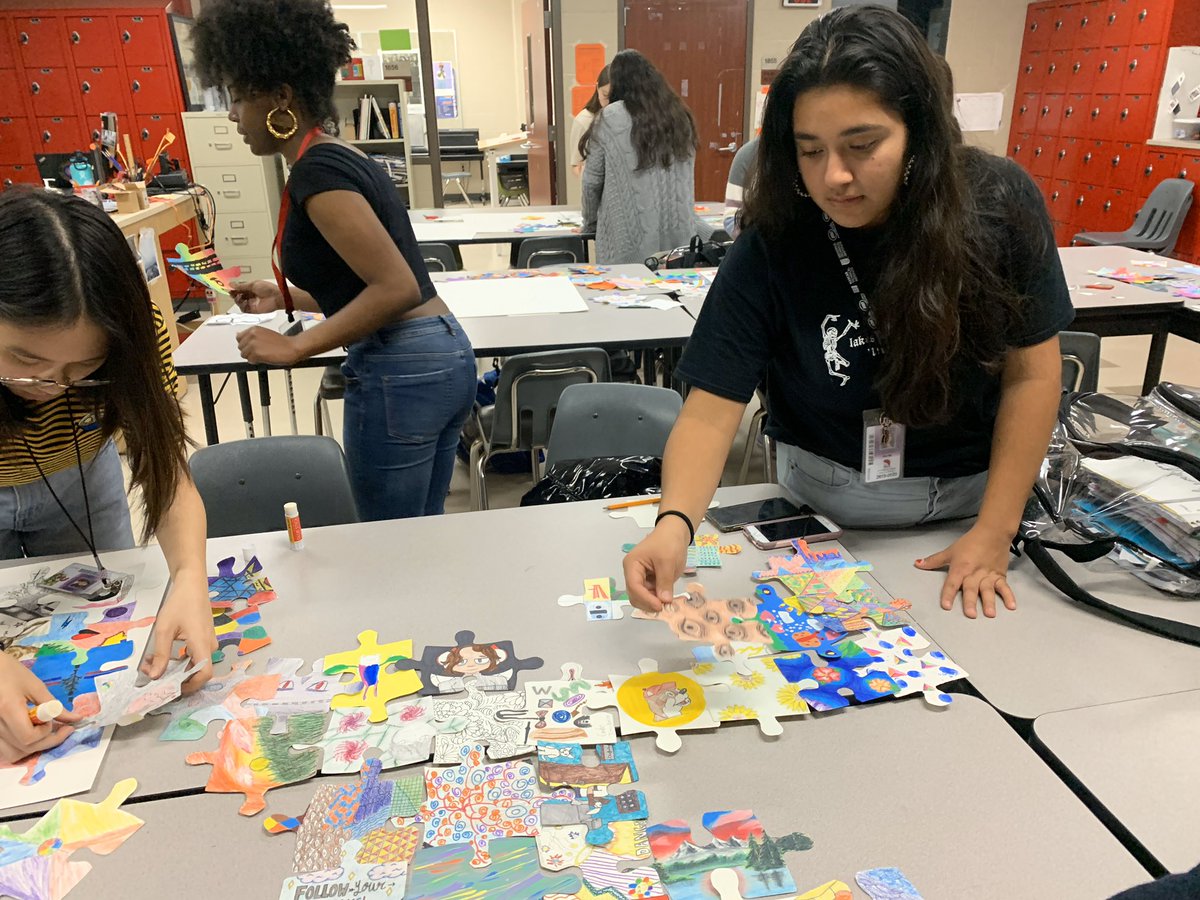 lakesnahs's tweet photo. NAHS is working on assembling this year’s Big Art Day install! It is a collaboration done with all art classes and will go up next week! #bigartday2020 @TXarted @CFISDArt @CFISDCyLakes https://t.co/WNAB1xstsw