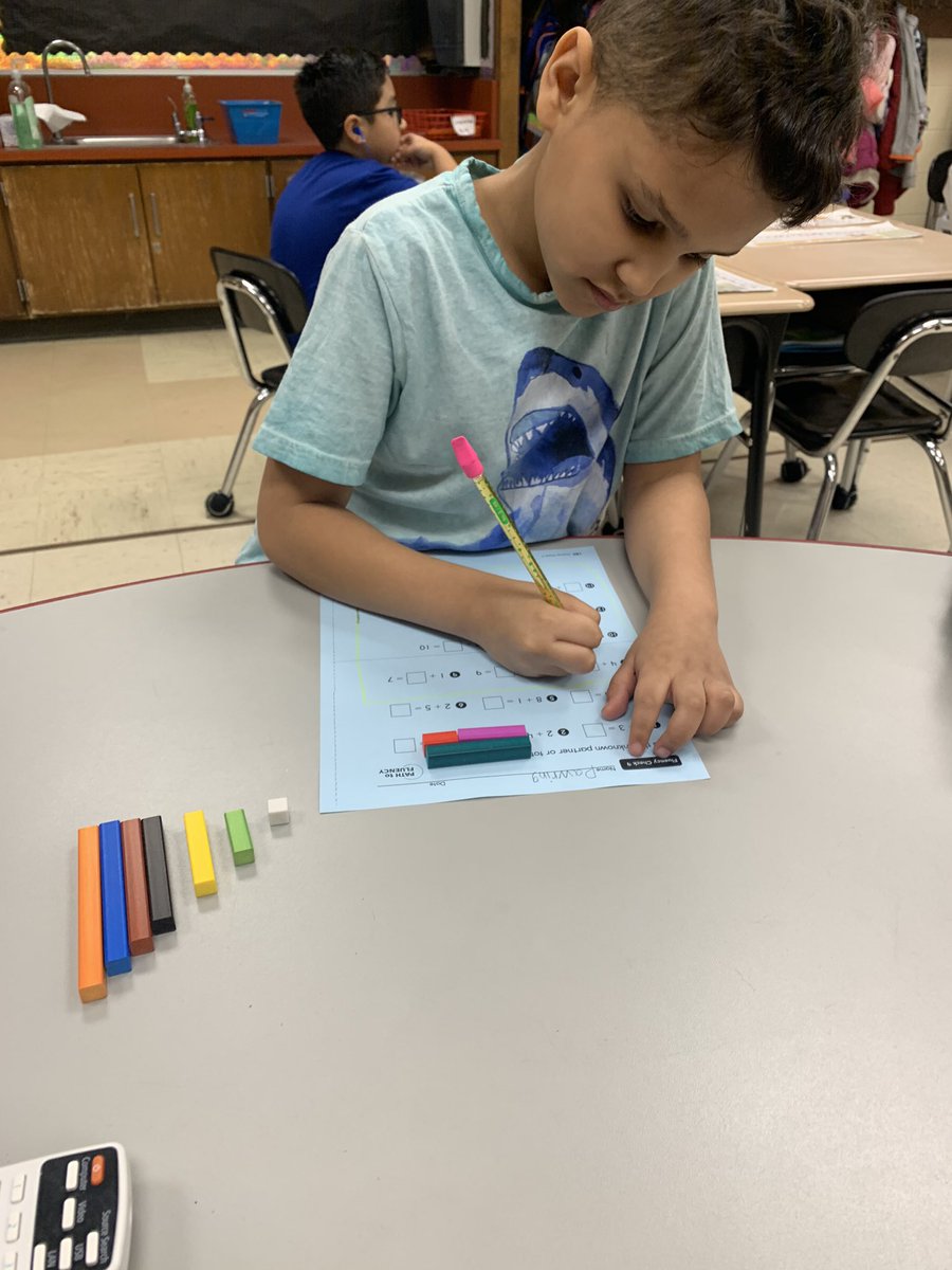 amagnolo's tweet photo. I am in LOVE with our new math manipulatives!! These blocks are great for showing missing partner problems and these kids are on a roll! Thank you @KMallon_HTSD for this great tool! #mathsmarties #firstgrade @WeAreHTSD @HTSD_Wilson https://t.co/4Rbl1XchoY