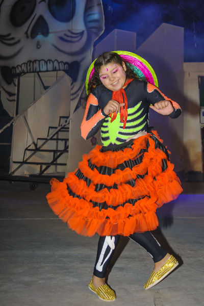 Arias_Carnaval's tweet photo. ▶️ Tercera Noche 💃💆‍♀️🥁🎤
       Arias 💖de Carnaval
📸 G U S T A V O  L E V I T A
#carnavalesarias2020
#ariascorazondecarnaval https://t.co/UZvRs5fMJK