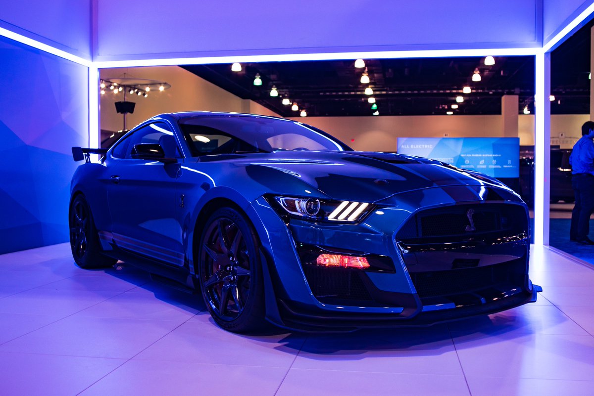 houseofgeekdom's tweet photo. There were some real beauties at this year's #MKEAutoShow ๐๐๐
@MilAutoShow @Acura @chevrolet @NissanUSA @Ford https://t.co/FyVxZRVyhi