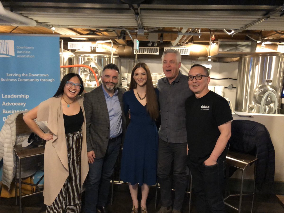 lindork's tweet image. Lovely night moderating @DBAyeg’s state of #yegdt #yegfood conversation @campiobrewing (great food spread &amp;amp; event space)!! 

Interesting perspectives from @BuokFresh @themarcyeg @Sysco + @ckdesigninc.

Some trends we’re seeing in #yeg: ghost kitchens, multi-use spaces, more veg!