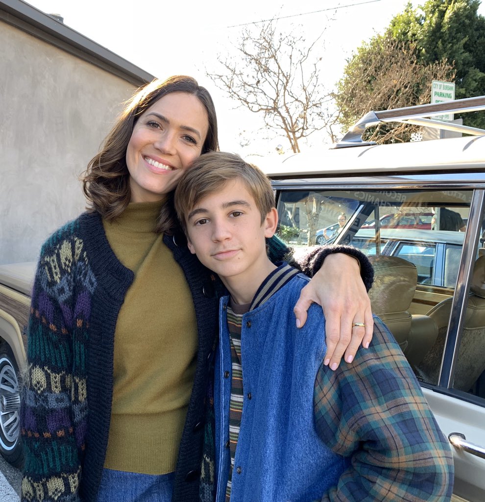 Mandy Moore Batter Up We Got Em Thisisus T Co Ymzvnwikt1 Twitter