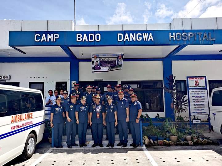 HSPnp's tweet photo. February 24, 2020: 
PBGEN HERMINIO S TADEO JR, Director, Health Service.
@ RHS Cordillera Camp Bado Dangwa Hospital during his staff visit. 
#TeamPNP
#ToServeandProtect
#PNPKakampiMo https://t.co/6k4vwByxKh