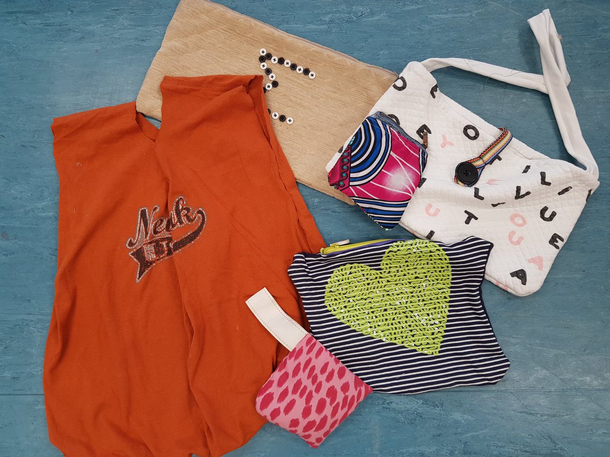 DavenantTex's tweet photo. Amazing homework by Y8's in textiles turning old items into new; bags, lavender sachets and purses, using old t-shirts, recycling zips and other fabrics that may have ended up in landfill #helpingtheenvironment #resourceful #textilescan https://t.co/9ZXSpvyTYq