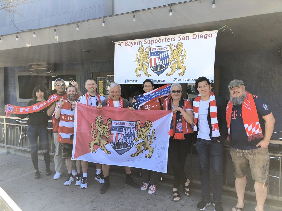 FCBSSD's tweet photo. Big Champions League win!!
@FCBayernUS @FCBayernOmaha @FCBayernLA2014 @FCB_Anaheim
#CFBFCB #UCL #fcbayern #fcbayernmunich #miasanmia #miasandiego #fcbssd #fcbssdinmaui https://t.co/EFBE20Gvhe
