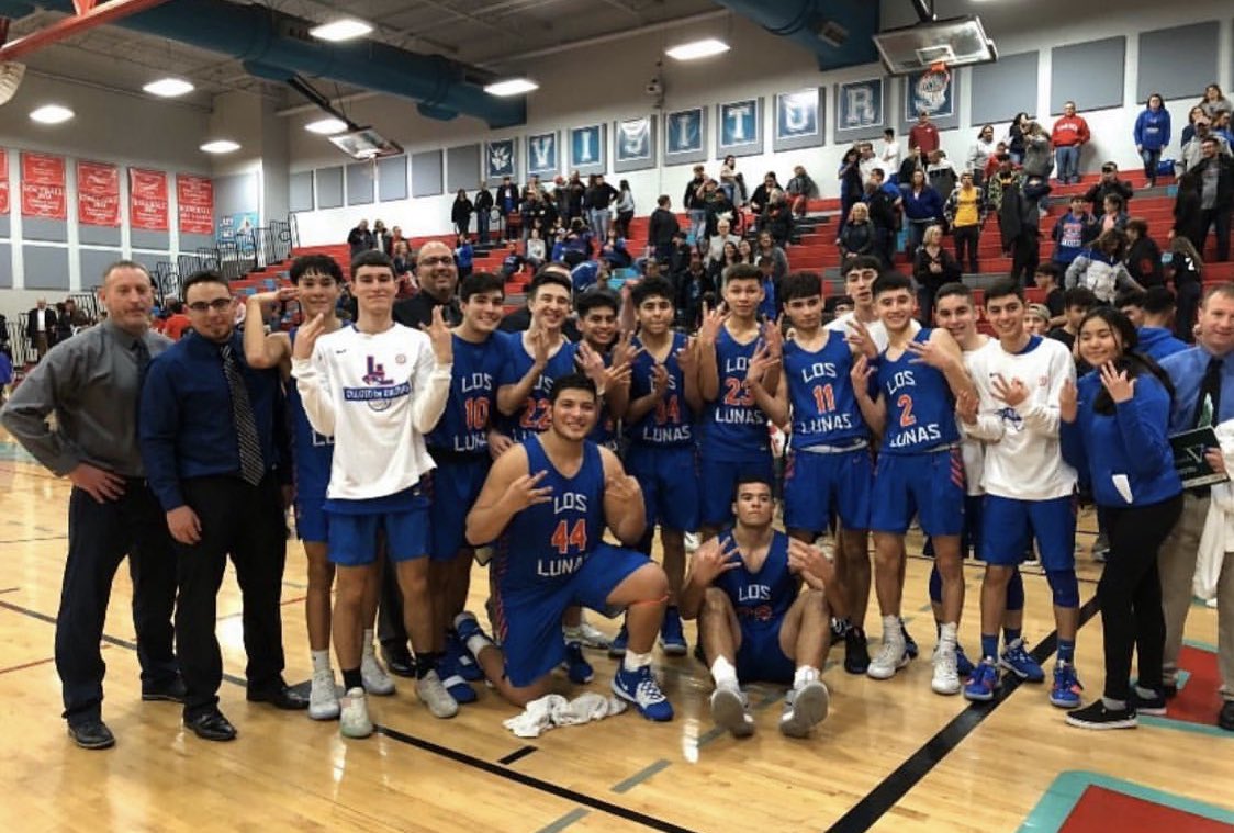 Our boys basketball team took a huge win over Valencia, huge congratulations to them as well!!!! Couldn’t be any prouder of all our student athletes💙🧡
