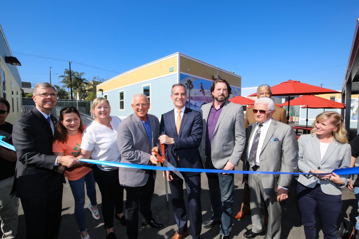 Mayor Garcetti and Councilmember Bonin with the Venice community at the grand opening of the Pacific Sunset A Bridge Home 