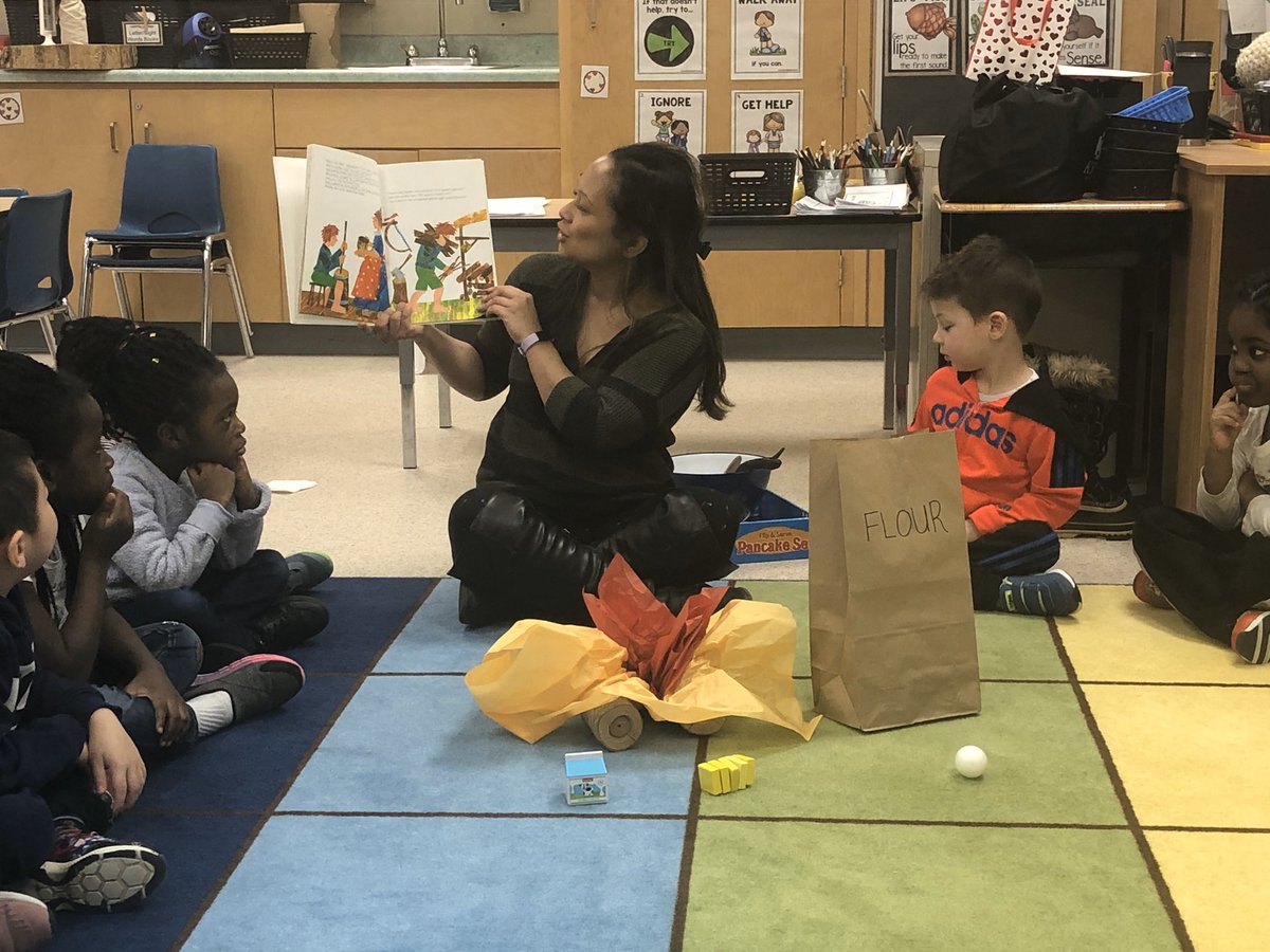GAroom102's tweet photo. Pancakes! Pancakes!  We had a great time during our read aloud and eating our pancakes!  Thank you @GASchoolCouncil ! https://t.co/1c8xsigXGu