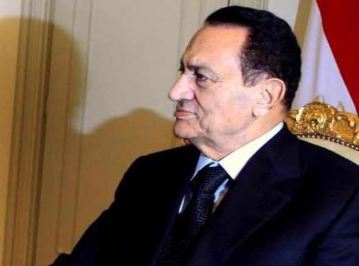 EDNewsChina's tweet photo. Former Egyptian President #Hosni Mubarak died at the age of 91 after failing to recover from a surgery in Cairo, state-run TV reported on Tuesday.#Egypt's armed forces described him as a "war hero," and he is set to be given a military funeral. https://t.co/qLr1RimGPF