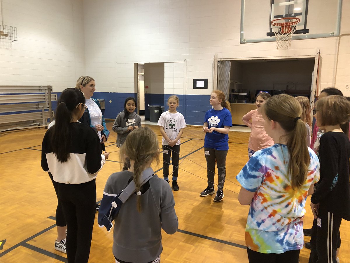 eastfieldglobal's tweet image. Lesson 1 we are all connected we can encourage one another @gotrwnc @eastfieldglobal @clputman0178  @MichelleatEGMS