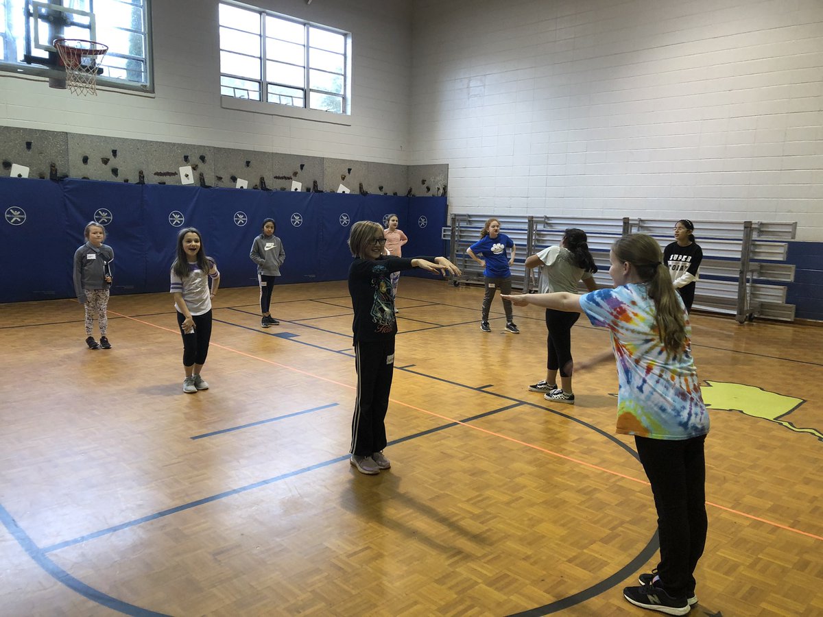 eastfieldglobal's tweet image. Lesson 1 we are all connected we can encourage one another @gotrwnc @eastfieldglobal @clputman0178  @MichelleatEGMS