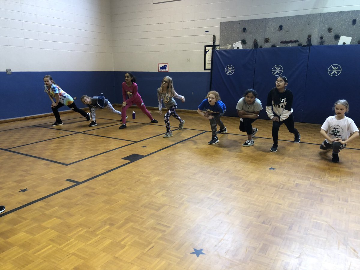 eastfieldglobal's tweet image. Lesson 1 we are all connected we can encourage one another @gotrwnc @eastfieldglobal @clputman0178  @MichelleatEGMS