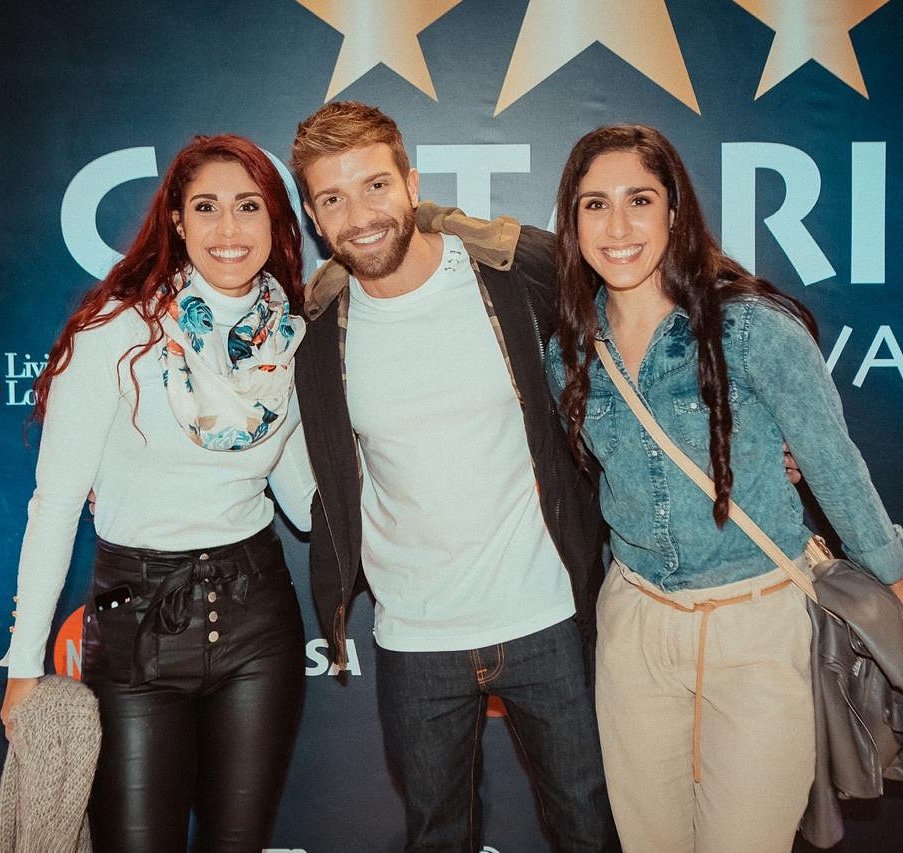 MariBonilla07's tweet photo. Y uno ve cumplirse los sueños, poder compartir un ratito con vos fue simplemente hermoso. Feliz de recordar este momento con @pabloalboran en Costa Rica. Gracias por una noche mágica ♥️🇨🇷 https://t.co/ywl5i0yXlN