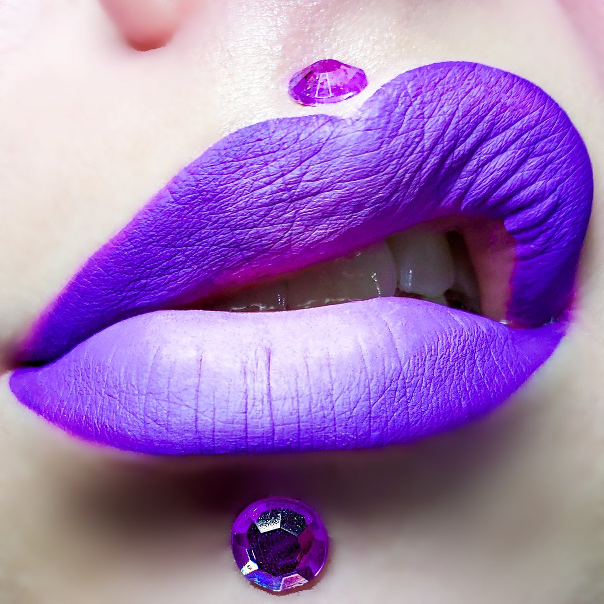 Noregrets4life1's tweet photo. 2020 =💜💜💜
@jeffreestar I'm Royalty, Blow Pony, & Virginity #VelourLiquidlipstick, #MagicStar C2/C5 & setting powder, #BeautyKillerpalette, #Jawbreakerpalette, Platinum Ice #SkinFrost, Frostbite #LiquidFrost
@UrbanDecay Ransom, Vice
@MeltCosmetics Porcelina
#jeffreestarprlist https://t.co/c1b7SOgzdu