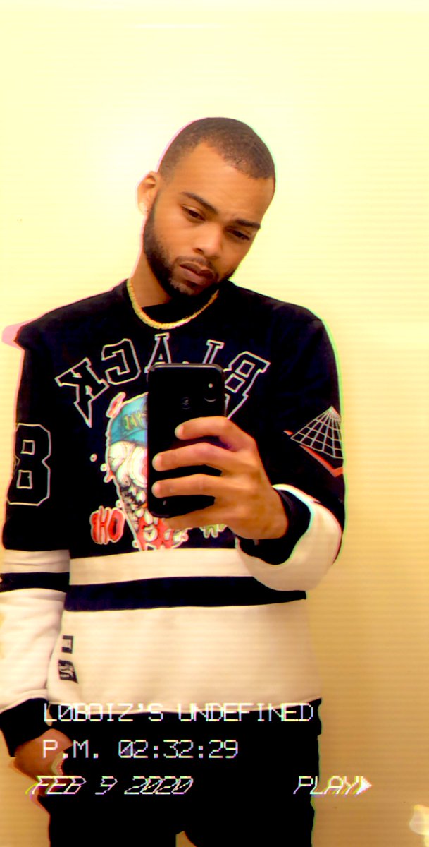 treflamez's tweet photo. Redboi Redbull👊🏽🍆 https://t.co/AKXpoLa9qY