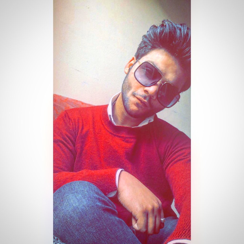 DaudDeen's tweet photo. I let my haters be my motivators. #dauddeen https://t.co/kNoocvaWzM
