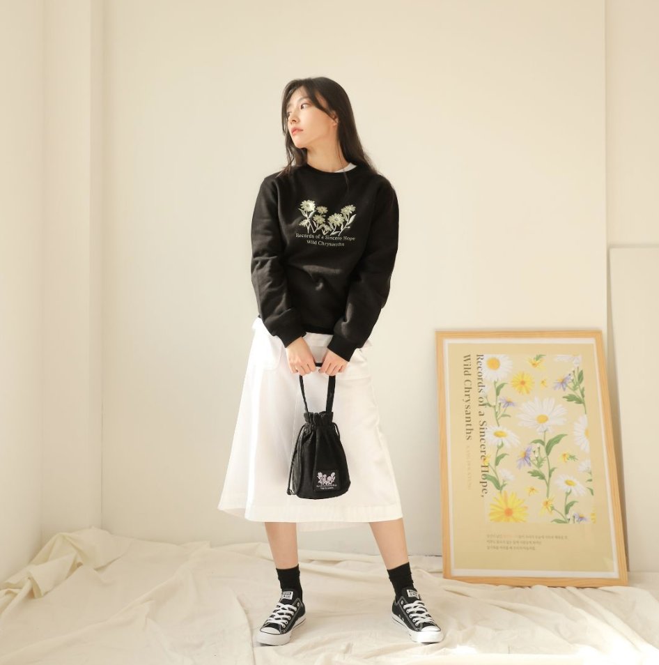 MarymondJapan's tweet photo. 🌸マリーモンドジャパン ONLINE SHOP🌸ミニトートバッグ 野菊。どんな服と合わせても似合います。厚手で丈夫な素材で暖かく覆う起毛が特徴。Stand for Human Rights 人権のために行動し暴力に反対するライフスタイルブランド #マリーモンド #MARYMOND #humanrights #justeace
https://t.co/QgLmBi25gp https://t.co/tBp3q8yTo4