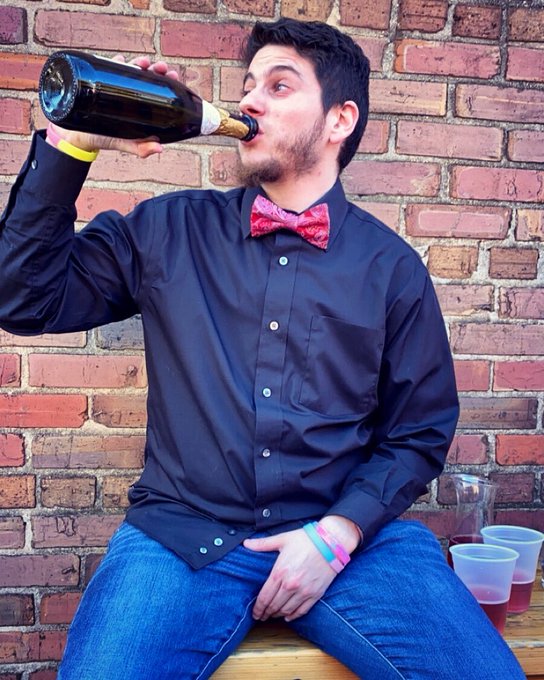 &ldquo;Haven&rsquo;t done my taxes, I&rsquo;m too turnt up.&rdquo; 🤵🏻🥂 #ftm #transguy #champagnepapi #keepitclassy #lifeisgood<a href="/tag/lifeisgood"class="tags"><span>#lifeisgood</span></a><a href="/tag/taxseason"class="tags"><span>#taxseason</span></a><a href="/tag/keepitclassy"class="tags"><span>#keepitclassy</span></a><a href="/tag/ftm"class="tags"><span>#ftm</span></a><a href="/tag/transguy"class="tags"><span>#transguy</span></a>