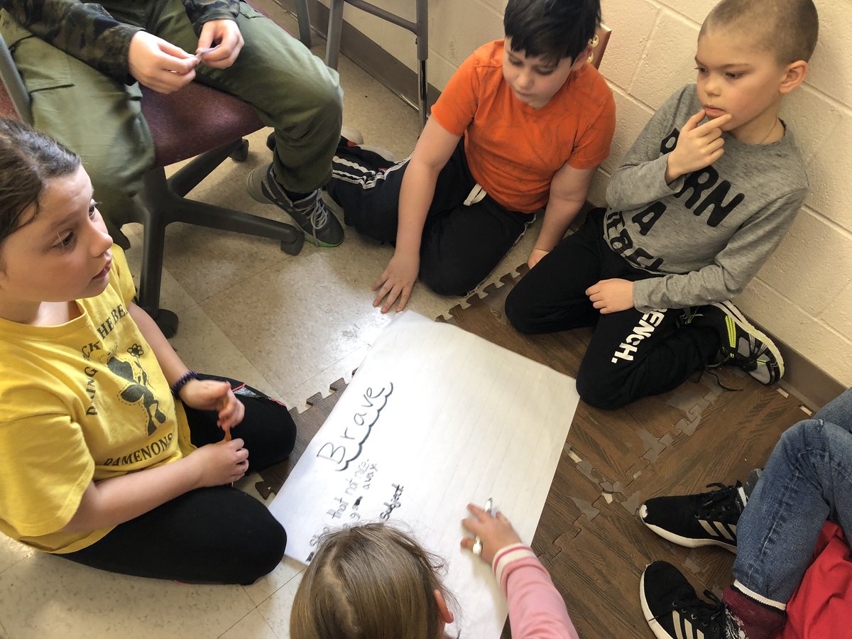MsMeganMcCann's tweet photo. Talking about #Bullying in honour of #PinkShirtDay tomorrow. Wait till you see our amazing #Poems @StJohnArthur #WhatWCDSBDoes #Believe #Belong https://t.co/RfgVbRqVgi