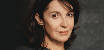 AmbafranceNZ's tweet photo. 🇫🇷🎥director Zabou Breitman will be in 🇳🇿 for 3 Q&A screenings of her movie #TheSwallowsOfKabul!
Come and see her in #Auckland on 19 March, #Wellington on 20 March or #Christchurch on 21 March at @French_FilmFest
Info and booking👉https://t.co/6GMHYppNY4 https://t.co/XzcutxwPRy