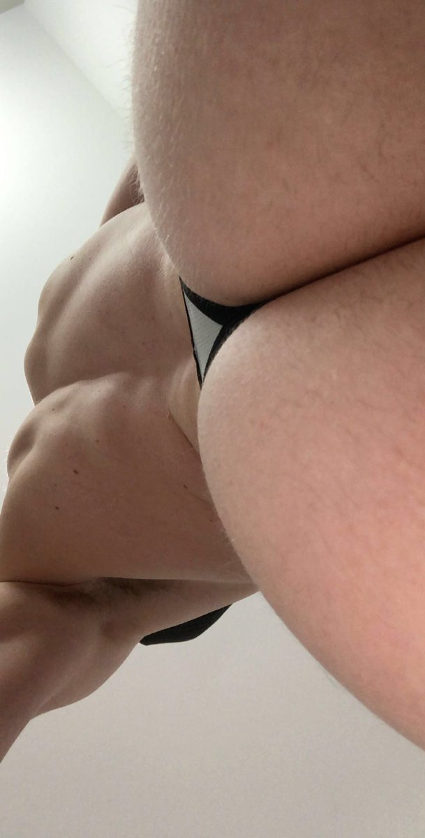 BrandtsBoysNash's tweet photo. Rt if you eat ass 👅🍑 https://t.co/GJa6OAGykk