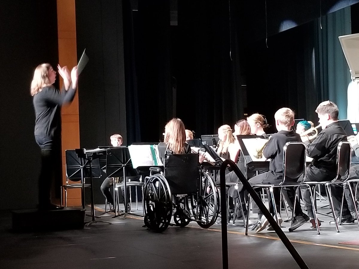 I hope you are enjoying our 6-12 Collage Concert. #OzaukeeWarriors